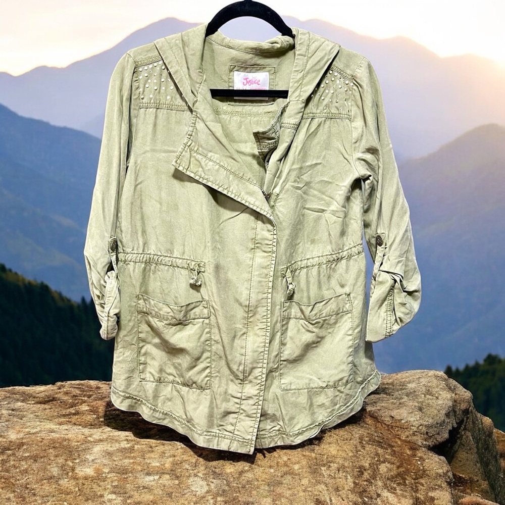 Girls 12/14 Justice army green lightweight jacket
